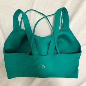 Lulu Lemon like a cloud ribbed sports bra